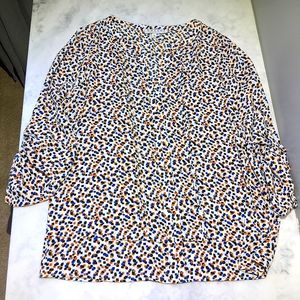 Chaus Blouse / Chaus V-neck Top / Roll Tab Button Top